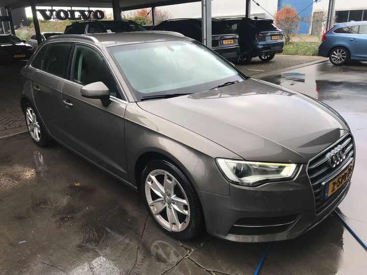 Photo 4 VIN: WAUZZZ8V8EA090904 - AUDI A3 SPORTBACK 