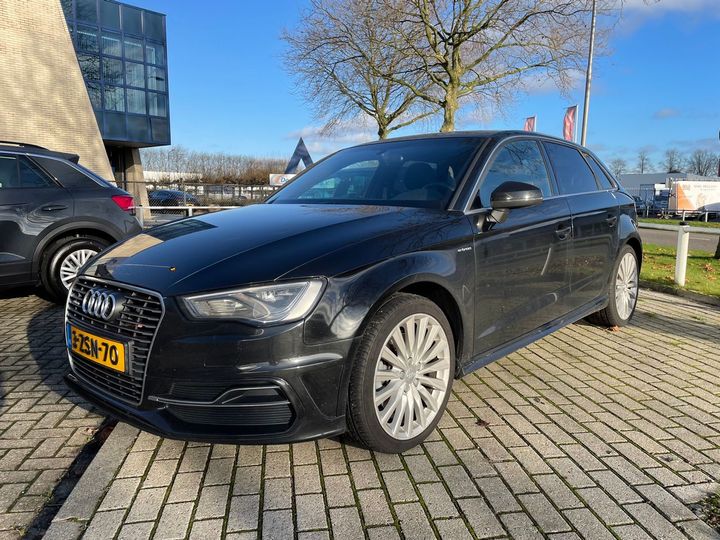 Photo 1 VIN: WAUZZZ8V8FA132747 - AUDI A3 SPORTBACK 