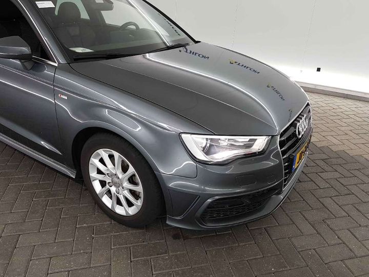 Photo 17 VIN: WAUZZZ8V8GA067822 - AUDI A3 