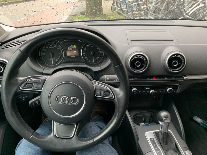 Photo 7 VIN: WAUZZZ8V8GA070655 - AUDI A3 SPORTBACK 