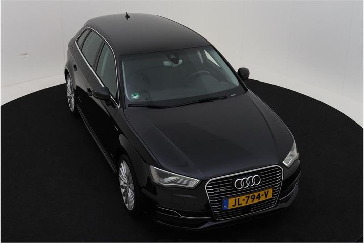 Photo 2 VIN: WAUZZZ8V8GA102620 - AUDI A3 SPORTBACK 