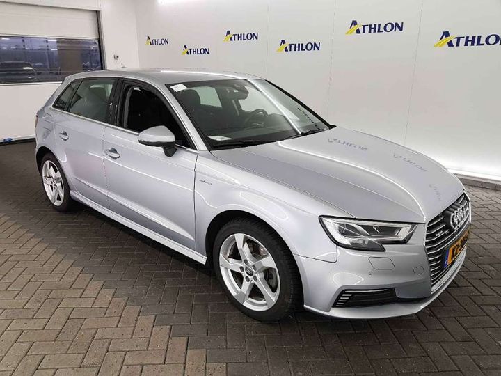 Photo 2 VIN: WAUZZZ8V8HA081463 - AUDI A3 SPORTBACK 