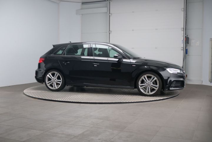 Photo 5 VIN: WAUZZZ8V8HA132637 - AUDI A3 SPORTBACK 