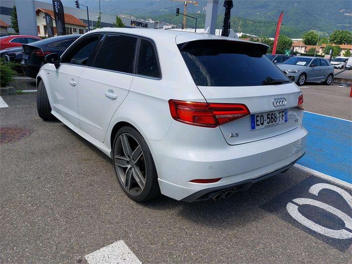 Photo 2 VIN: WAUZZZ8V8JA029000 - AUDI A3 SPORTBACK 