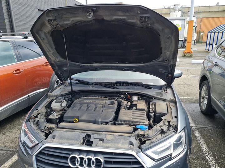 Photo 22 VIN: WAUZZZ8V8JA034858 - AUDI A3 