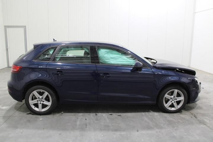 Photo 6 VIN: WAUZZZ8V8JA041762 - AUDI A3 SPORTBACK 