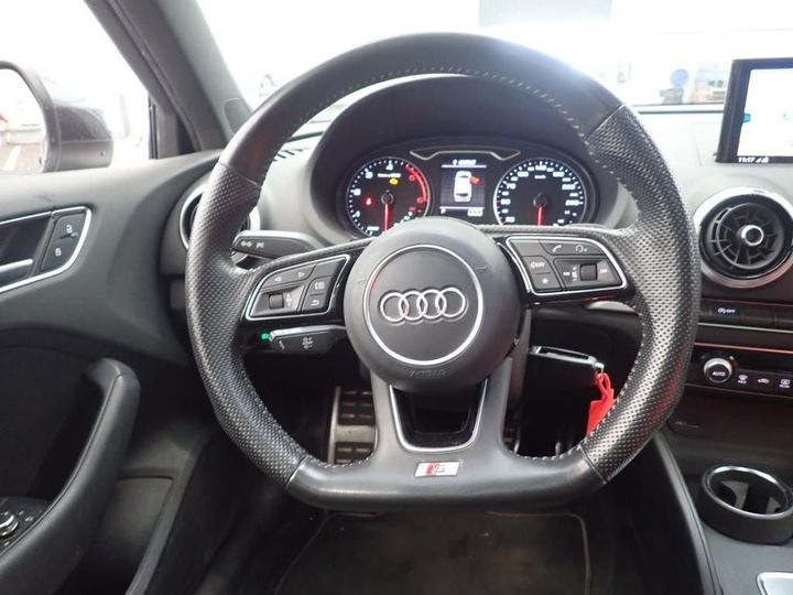 Photo 10 VIN: WAUZZZ8V8JA055631 - AUDI A3 SPORTBACK 