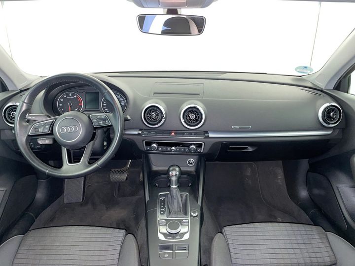 Photo 7 VIN: WAUZZZ8V8K1000341 - AUDI A3 30 TFSI LIMOUSINE 