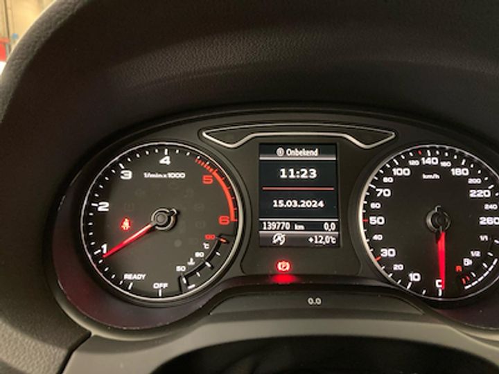 Photo 9 VIN: WAUZZZ8V8KA018063 - AUDI A3 SPORTBACK DIESEL - 2017 