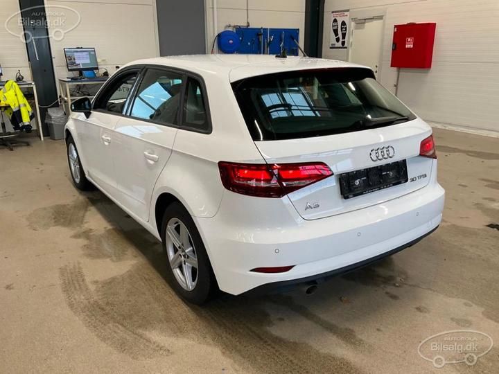 Photo 15 VIN: WAUZZZ8V8KA051726 - AUDI A3 SPORTBACK 