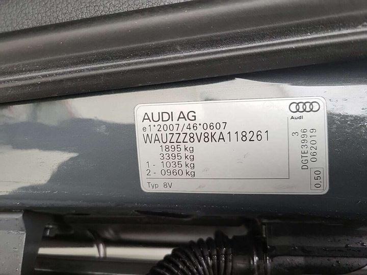 Photo 28 VIN: WAUZZZ8V8KA118261 - AUDI A3 