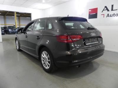 Photo 3 VIN: WAUZZZ8V9FA001312 - AUDI A3 SPORTBACK DIESEL - 2013 