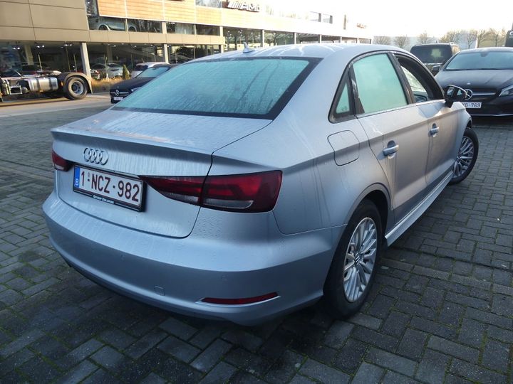 Photo 2 VIN: WAUZZZ8V9G1070468 - AUDI A3 