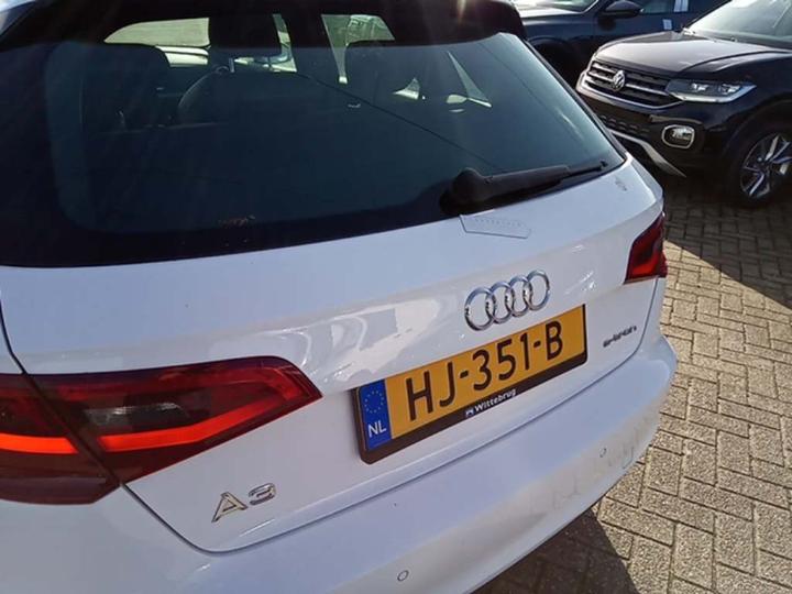 Photo 6 VIN: WAUZZZ8V9GA059681 - AUDI A3 