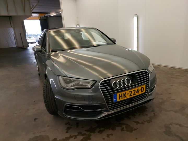 Photo 5 VIN: WAUZZZ8V9GA073726 - AUDI A3 