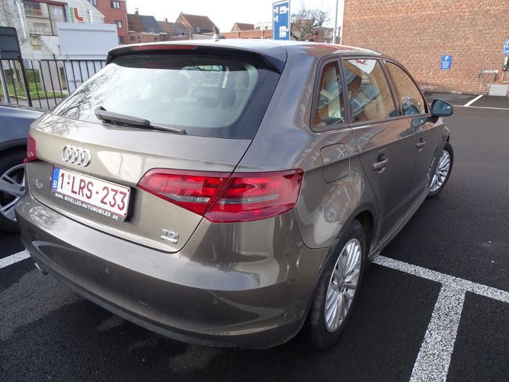 Photo 2 VIN: WAUZZZ8V9GA076030 - AUDI A3 