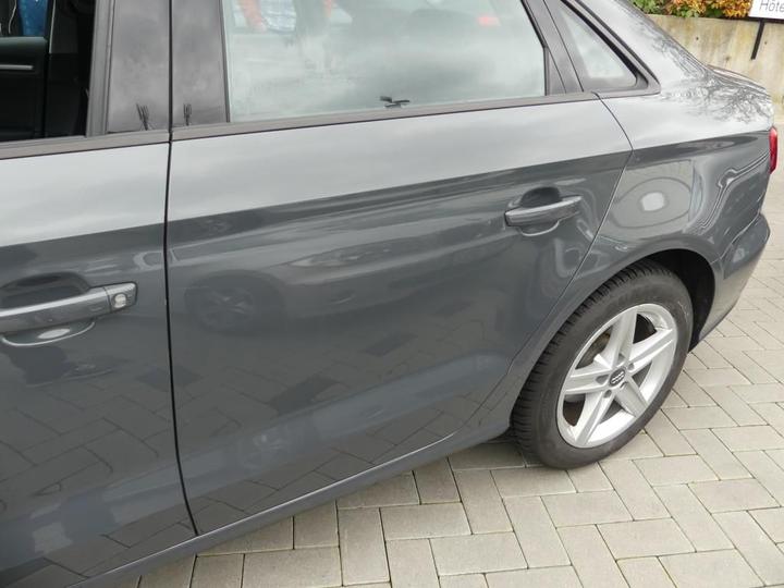 Photo 25 VIN: WAUZZZ8V9H1021580 - AUDI A3 SEDAN 