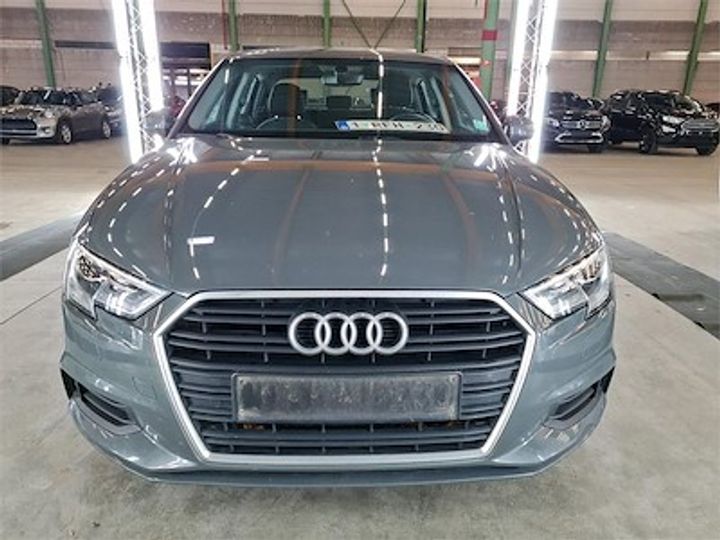 Photo 5 VIN: WAUZZZ8V9H1036550 - AUDI A3 SEDAN DIESEL - 2017 