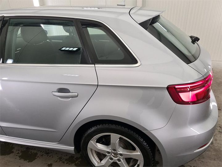 Photo 17 VIN: WAUZZZ8V9HA062291 - AUDI A3 