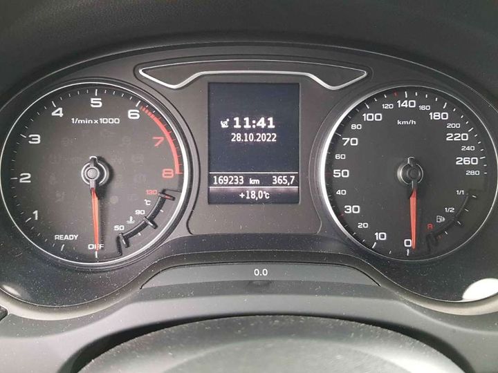 Photo 8 VIN: WAUZZZ8V9HA133005 - AUDI A3 SPORTBACK 