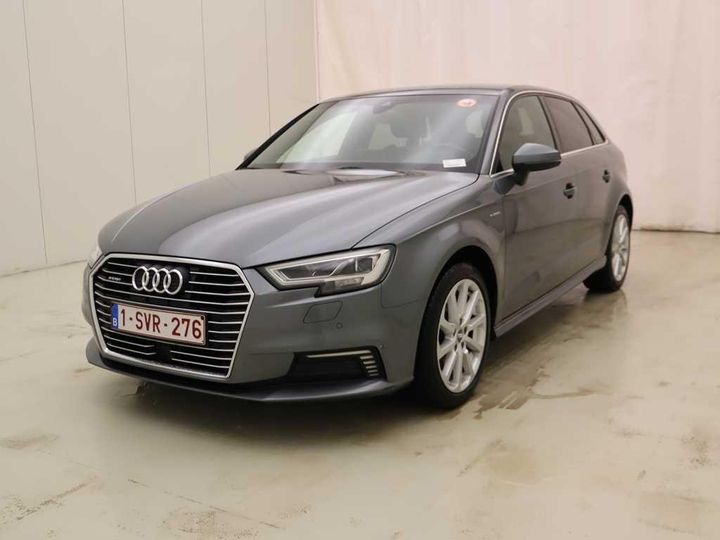 Photo 1 VIN: WAUZZZ8V9HA145297 - AUDI A3 