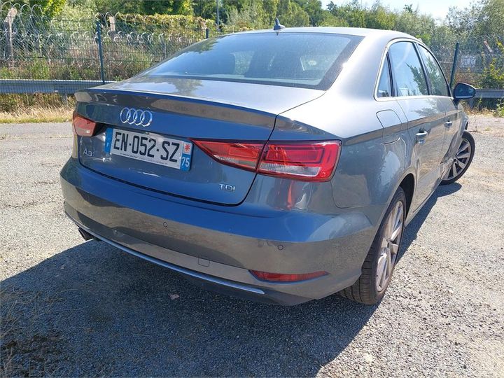 Photo 4 VIN: WAUZZZ8V9J1004235 - AUDI A3 BERLINE 