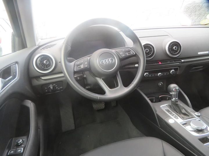 Photo 6 VIN: WAUZZZ8V9J1020936 - AUDI A3 