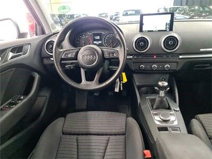 Photo 8 VIN: WAUZZZ8V9J1020998 - AUDI A3 LIMOUSINE 