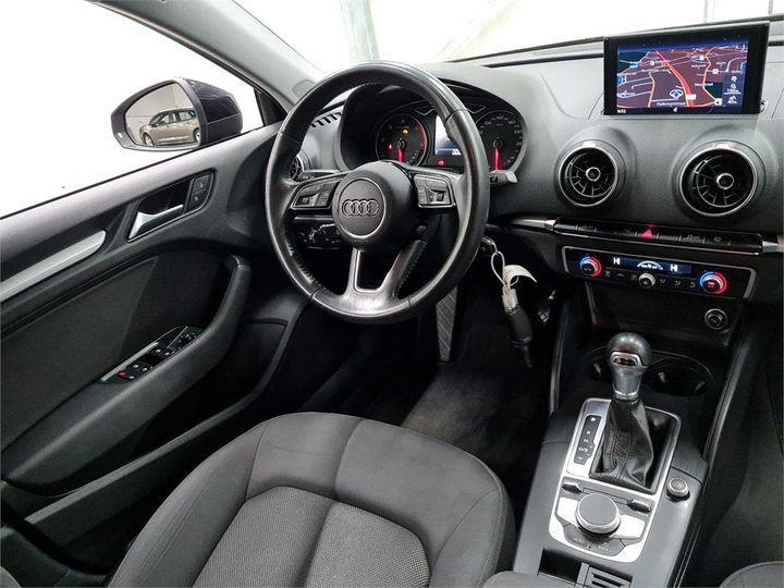 Photo 12 VIN: WAUZZZ8V9J1040894 - AUDI A3 BERLINE 