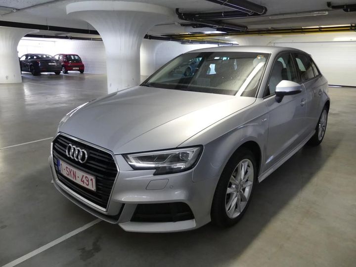 Photo 1 VIN: WAUZZZ8V9JA000783 - AUDI A3 SPORTBACK 