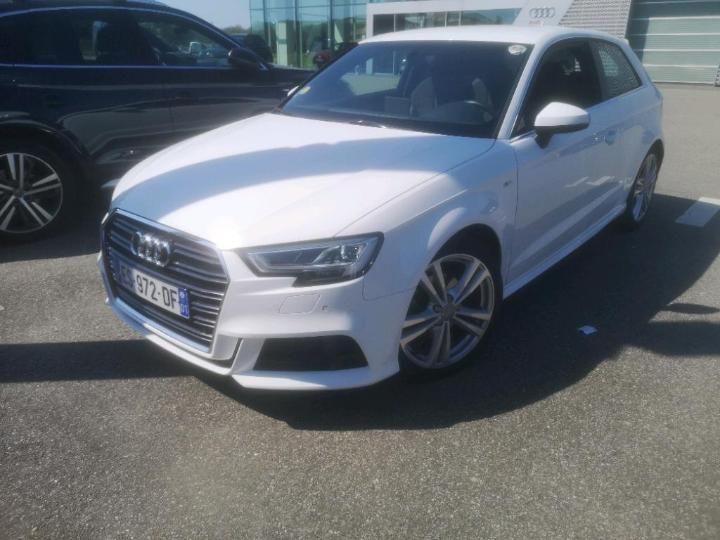 Photo 1 VIN: WAUZZZ8V9JA042743 - AUDI A3 