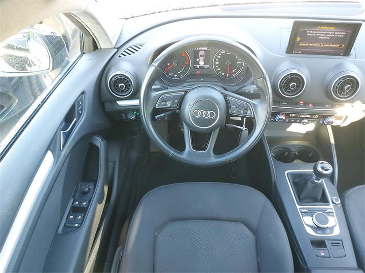 Photo 2 VIN: WAUZZZ8V9JA043407 - AUDI A3 