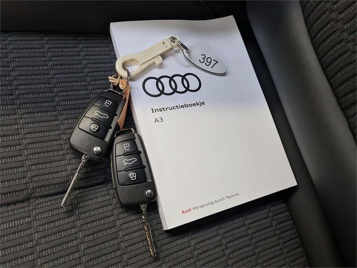 Photo 9 VIN: WAUZZZ8V9JA118073 - AUDI A3 