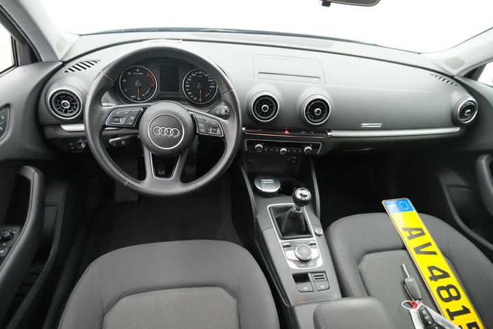 Photo 9 VIN: WAUZZZ8V9JA121992 - AUDI A3 SB FL&#3916 