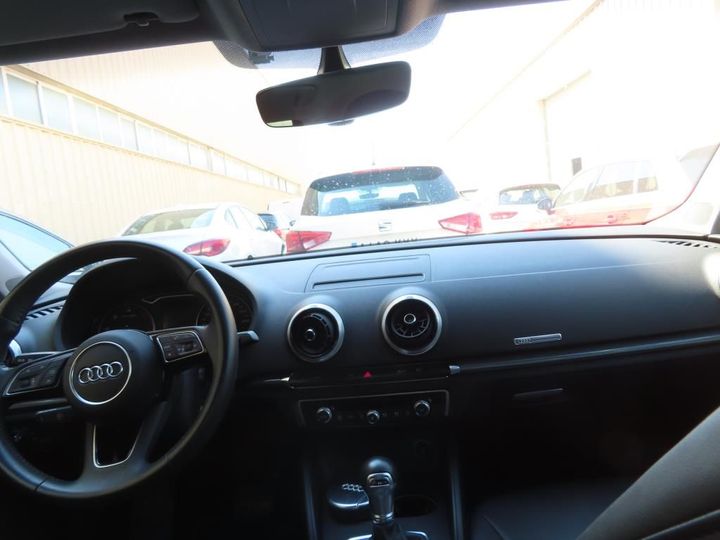 Photo 16 VIN: WAUZZZ8V9JA126254 - AUDI A3 