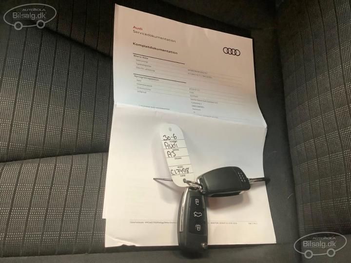 Photo 12 VIN: WAUZZZ8V9K1032747 - AUDI A3 