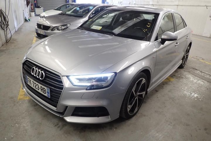 Photo 1 VIN: WAUZZZ8V9KA074948 - AUDI A3 BERLINE 