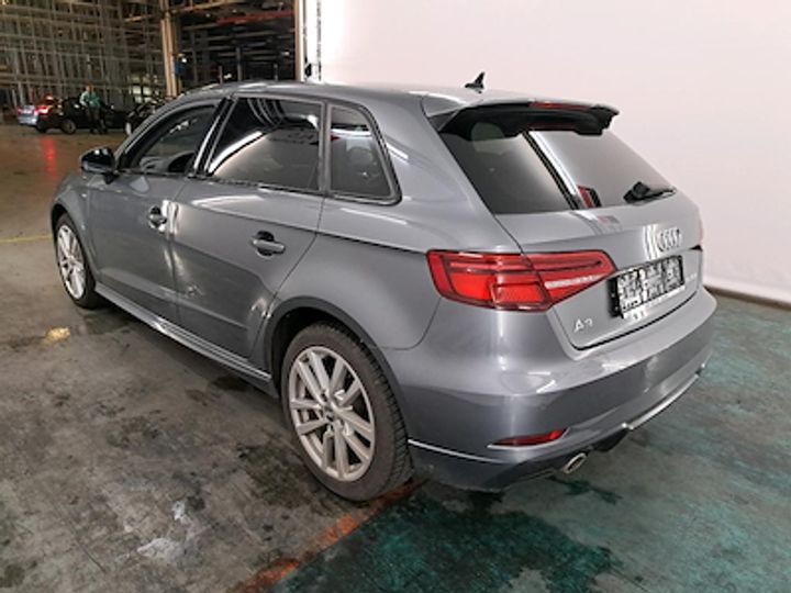 Photo 2 VIN: WAUZZZ8V9KA082404 - AUDI A3 