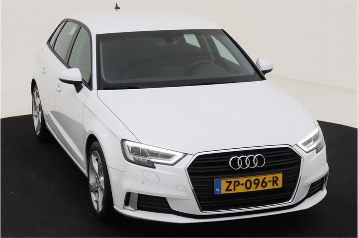 Photo 2 VIN: WAUZZZ8V9KA118494 - AUDI A3 