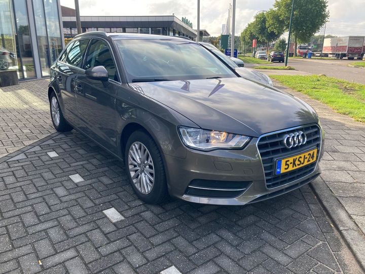 Photo 4 VIN: WAUZZZ8VXEA011152 - AUDI A3 SPORTBACK 