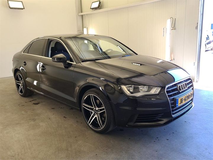 Photo 19 VIN: WAUZZZ8VXG1077140 - AUDI A3 