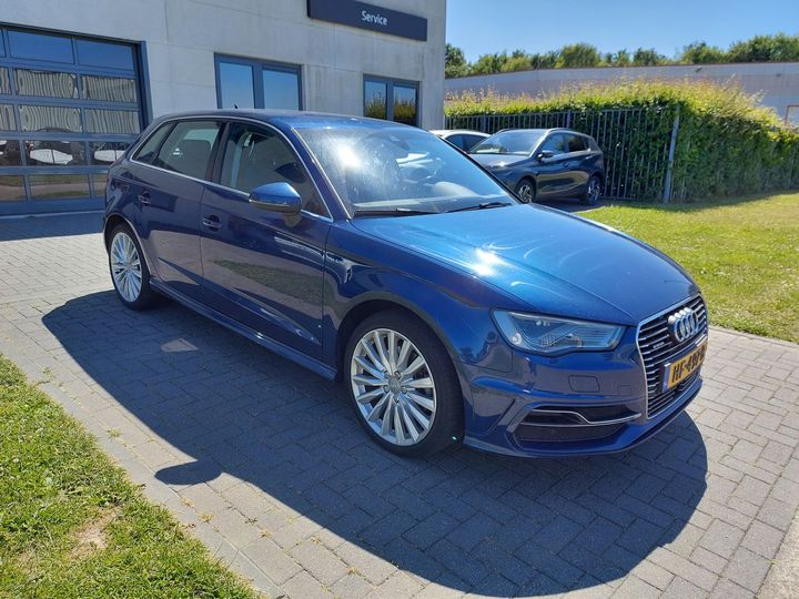 Photo 4 VIN: WAUZZZ8VXGA048284 - AUDI A3 SPORTBACK 