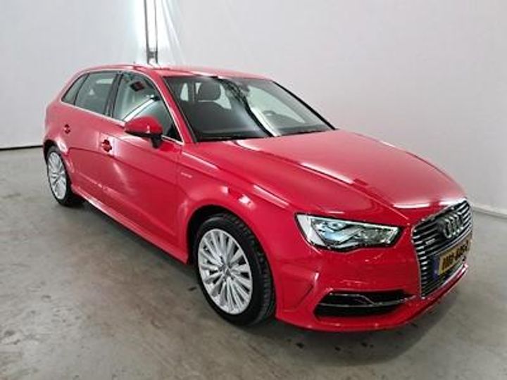 Photo 4 VIN: WAUZZZ8VXGA062900 - AUDI A3 SPORTBACK 