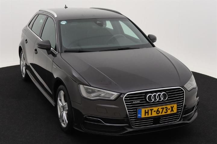 Photo 2 VIN: WAUZZZ8VXGA093032 - AUDI A3 SPORTBACK 