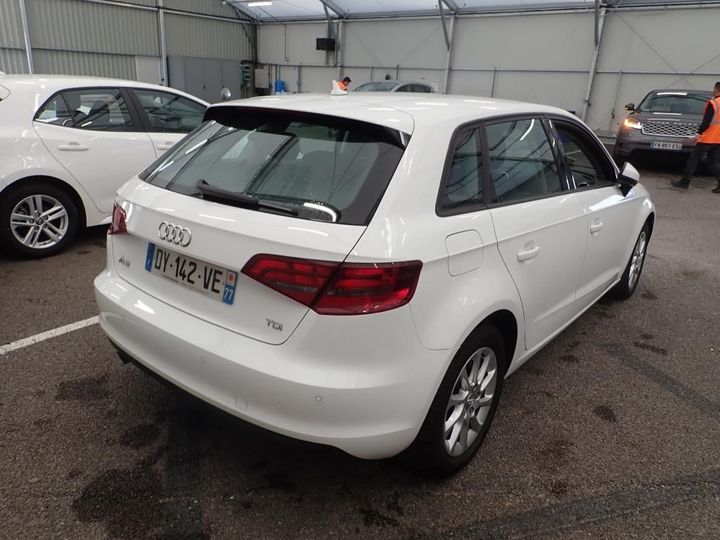 Photo 2 VIN: WAUZZZ8VXGA100061 - AUDI A3 SPORTBACK 