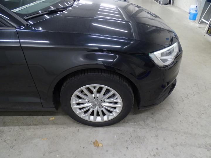 Photo 14 VIN: WAUZZZ8VXH1032300 - AUDI A3 BERLINE 