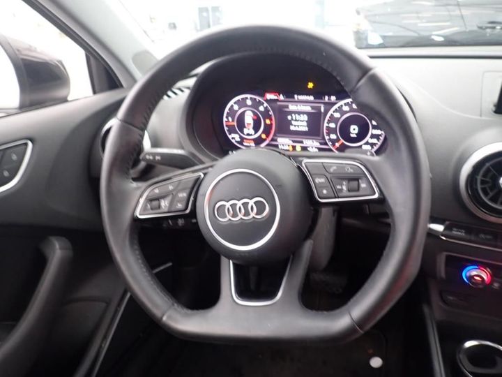 Photo 11 VIN: WAUZZZ8VXH1032992 - AUDI A3 BERLINE 