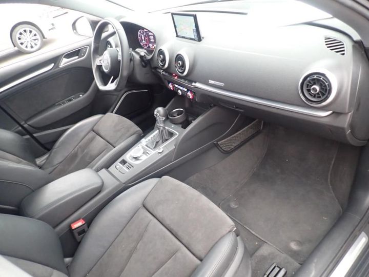 Photo 5 VIN: WAUZZZ8VXH1032992 - AUDI A3 BERLINE 