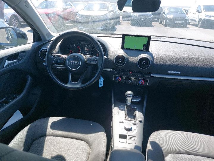 Photo 5 VIN: WAUZZZ8VXH1054880 - AUDI A3 BERLINE 