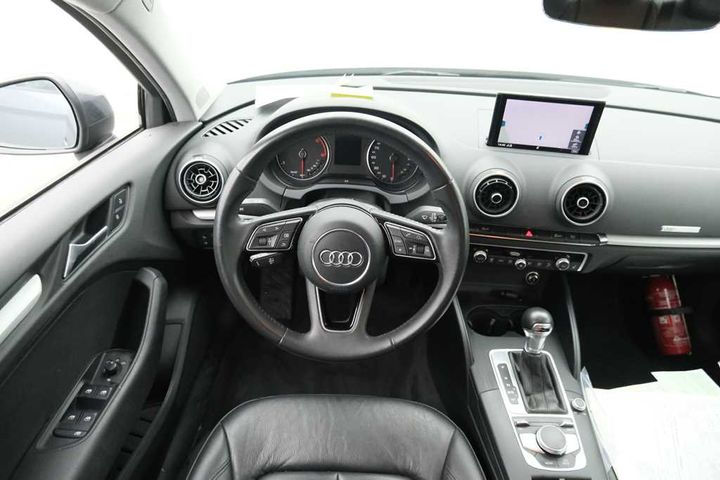 Photo 9 VIN: WAUZZZ8VXJ1030813 - AUDI A3 BERLINE FL&#3916 